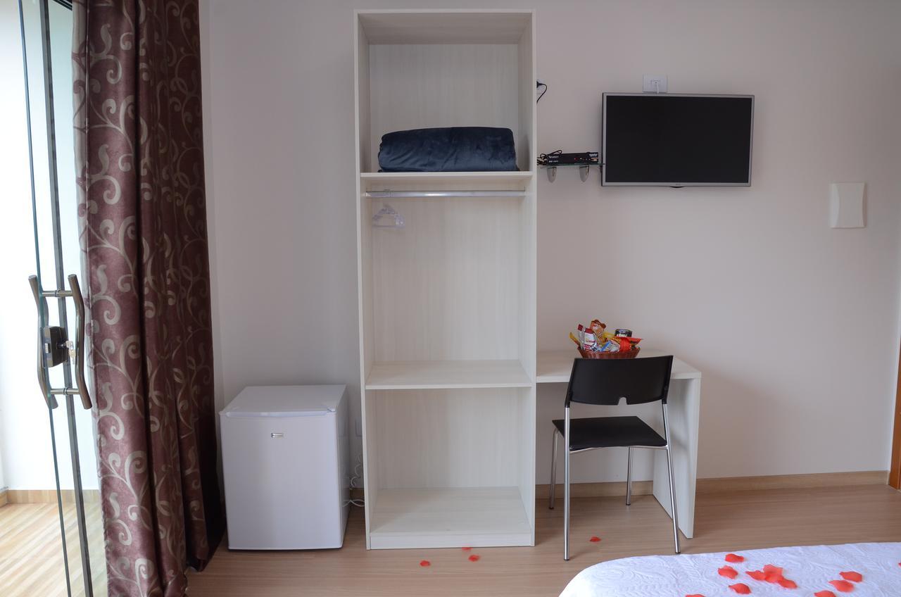 فوز دو إيغواسو Bender Hotel المظهر الخارجي الصورة